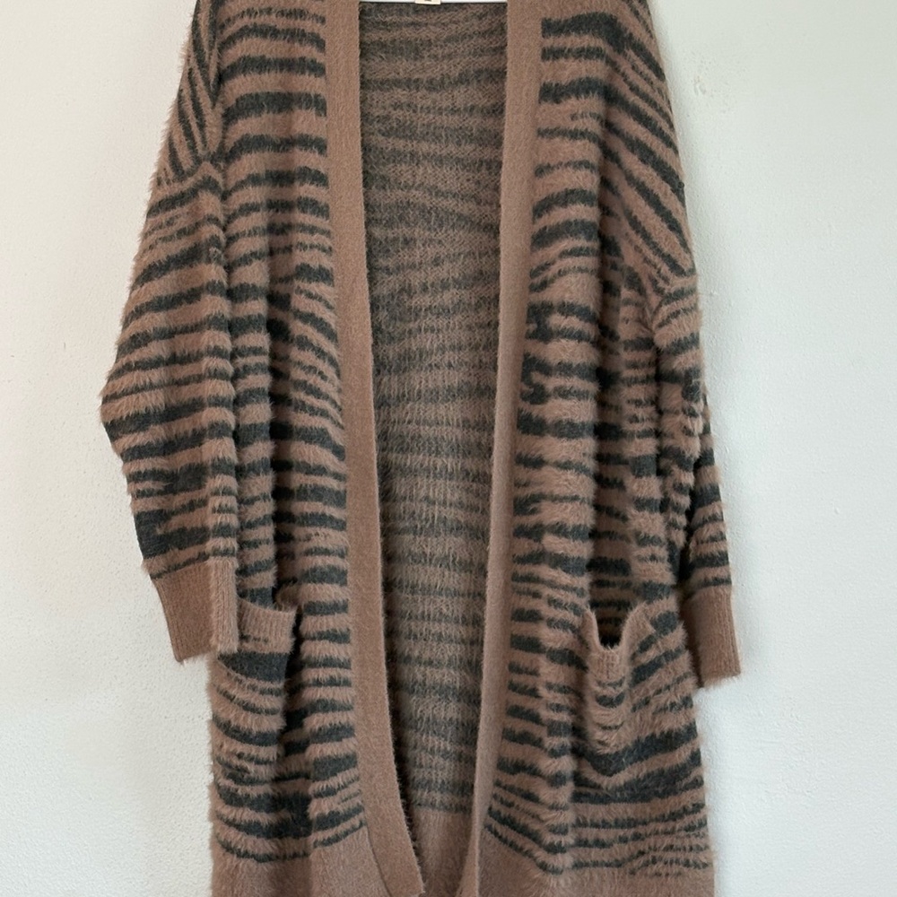 Jessica Simpson Brown and Black Cardigan Sweater
